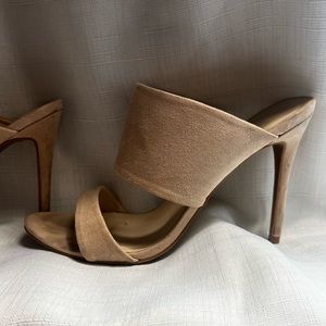 Size 8.5 heeled sandals.